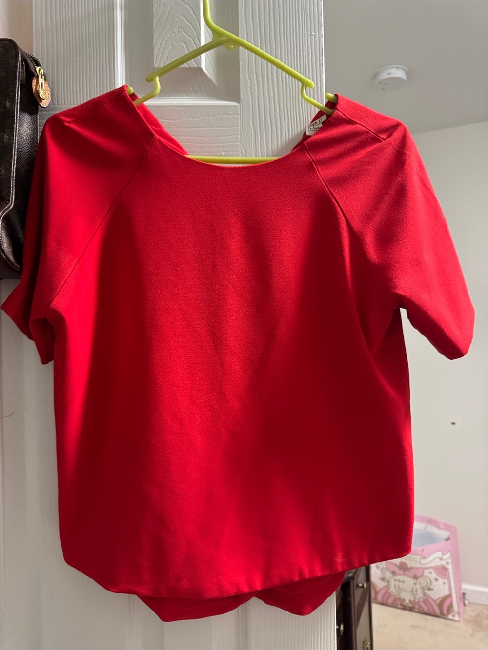 Forever 21 Red Short-Sleeve Crewneck Blouse